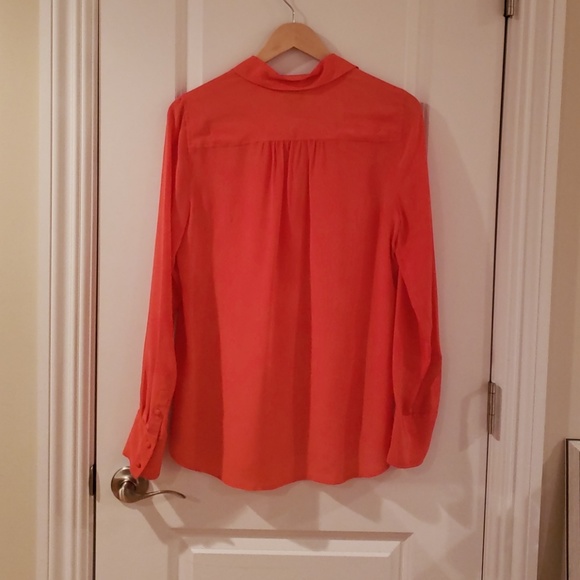 100% silk button down - Picture 2 of 2